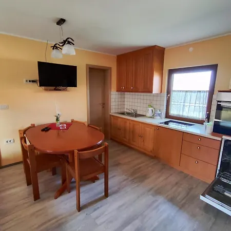 Apartma Marija דירה Padez