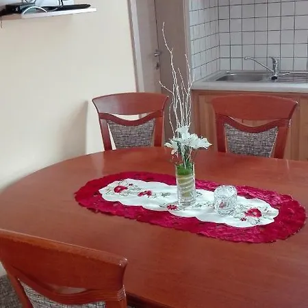 Apartma Marija דירה *